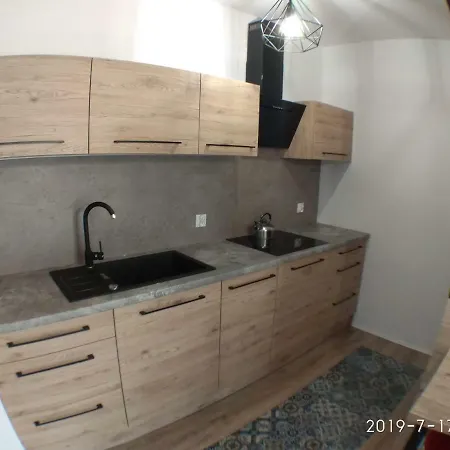 1120 Smialego 41 - Tanie Pokoje W Apartamencie - Samodzielne Zameldowanie - Self Check In Poznan Exterior photo